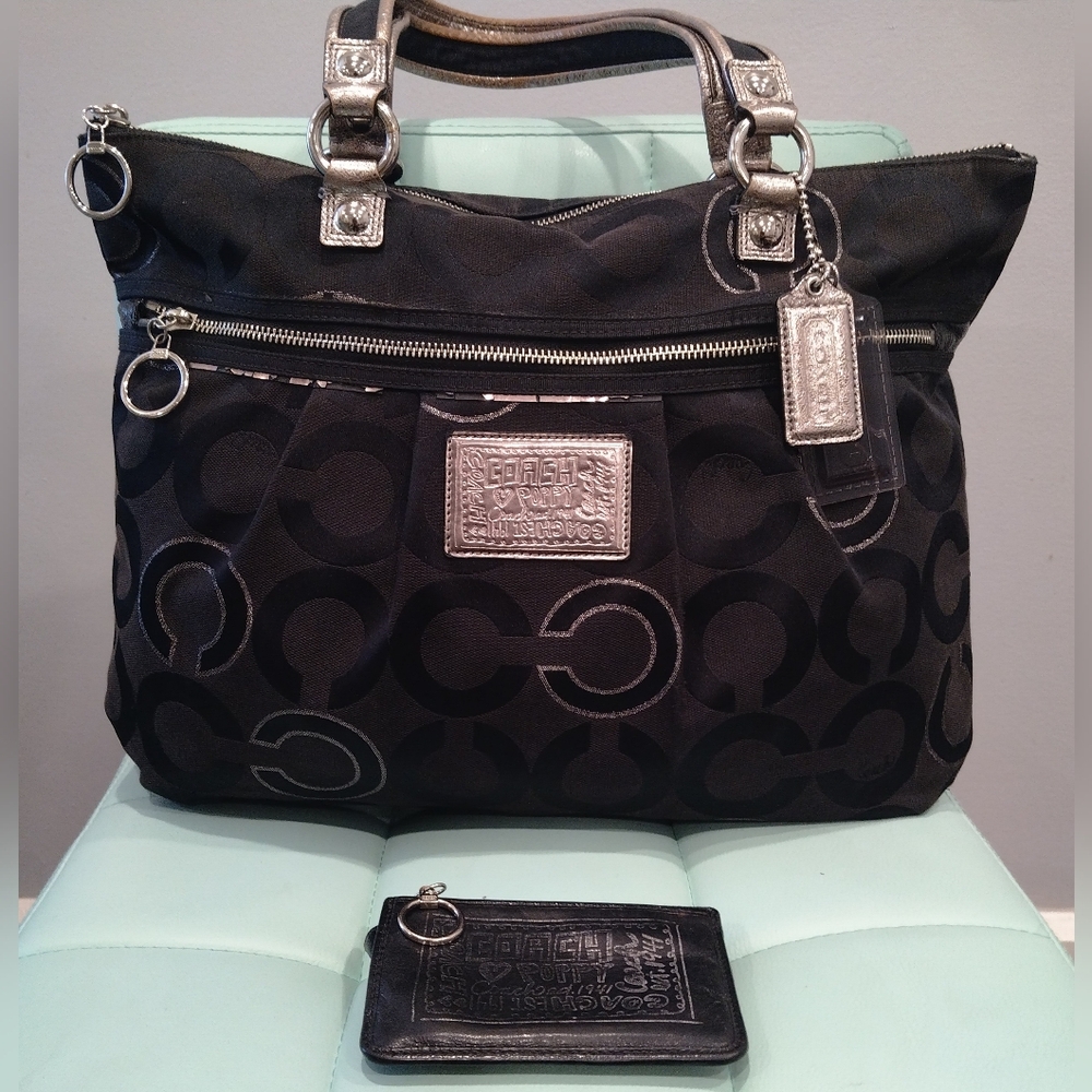 Coach Poppy Metallic Glam Signature Tote Bag & Poppy Key & Card Holder - Picture 15 of 16